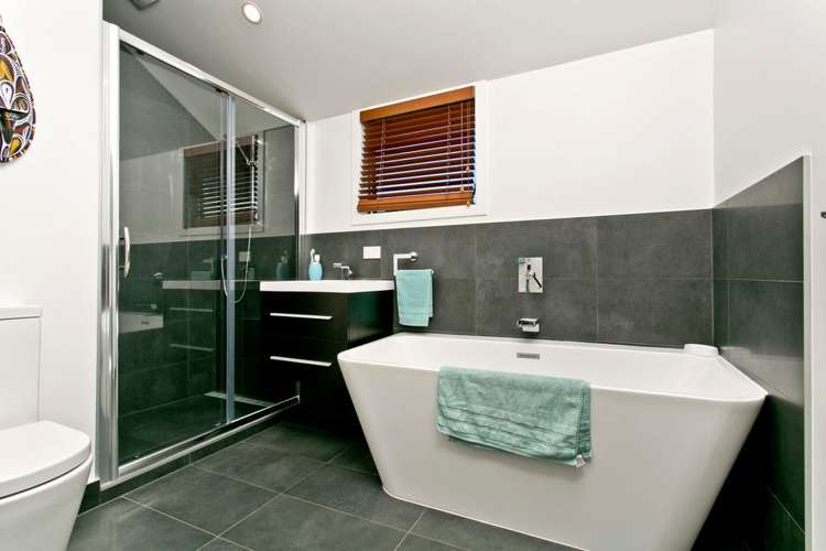 2/13 Arahia Street Northcote_14