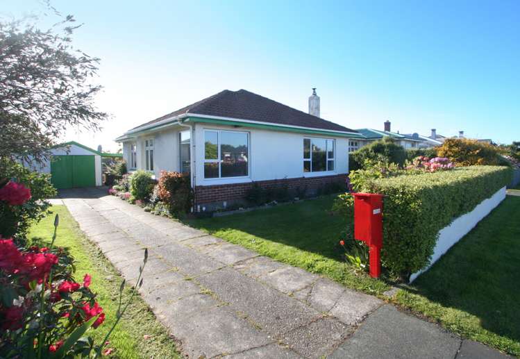 242 Pomona Street Strathern_1