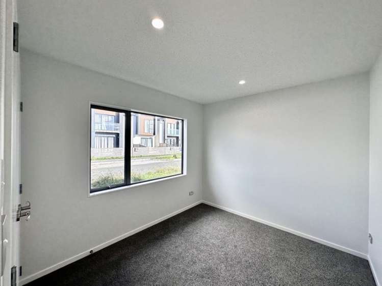 21 Fredrick Hanson Road Papakura_8