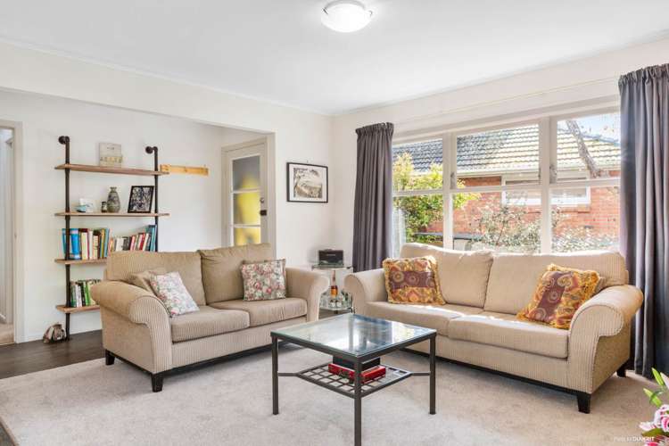 17 Saint Peters Street Northcote_9