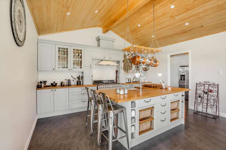 150 White Road Hunua_3