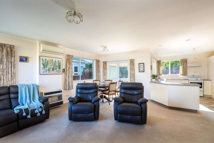 1 Wrantage Street Westown_10