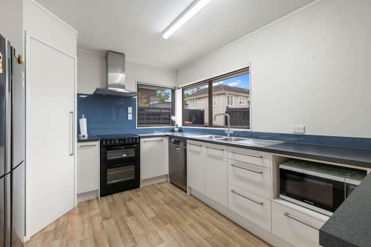 2/3 Frances Street Manurewa_11