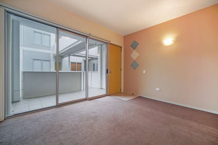 303/155 Beach Road Auckland Central_5