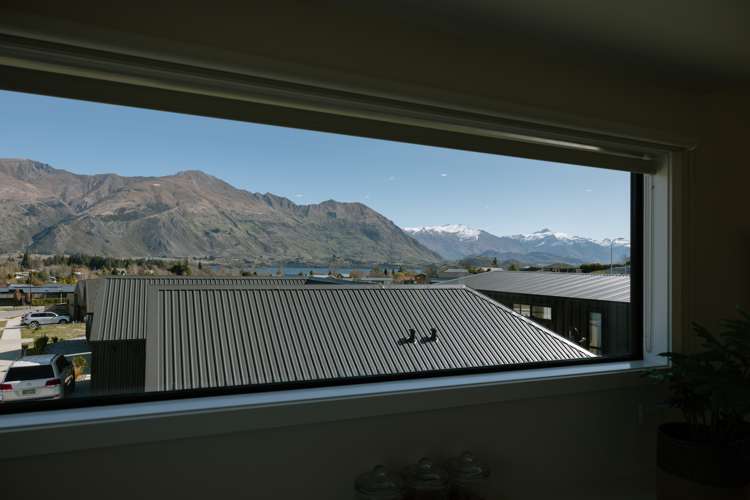 60 Kirimoko Crescent Wanaka_3