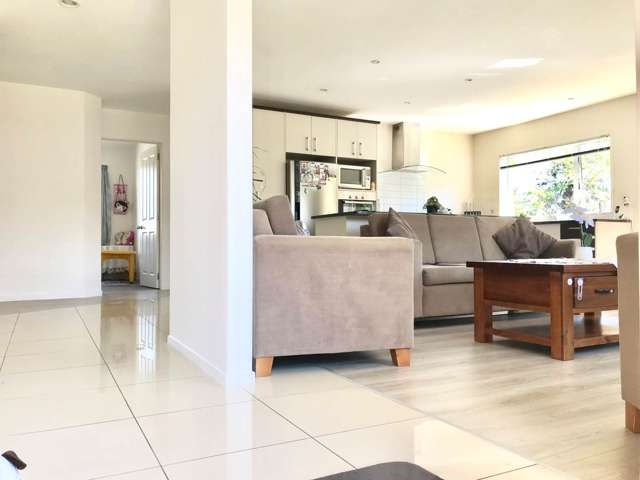 10a Lincoln Road Manurewa_1