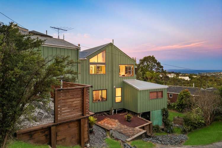 961 East Coast Road Torbay_15