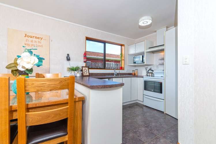 3/52 Seabrook Avenue New Lynn_9