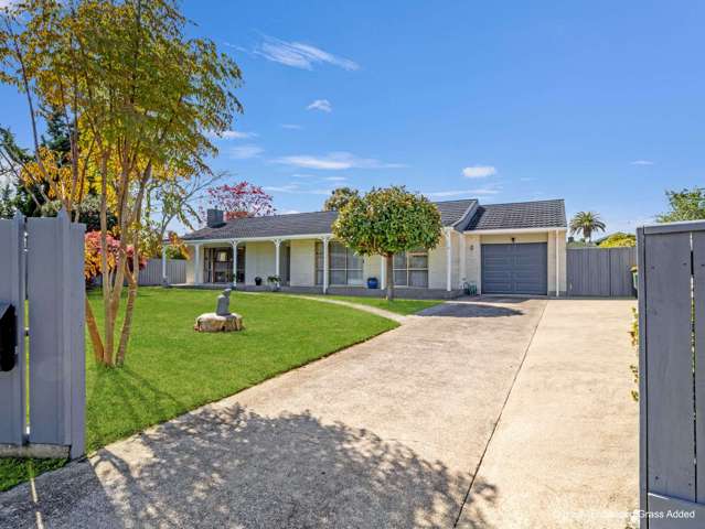 Wonderful Family Home In Quiet Cul-De-Sac!