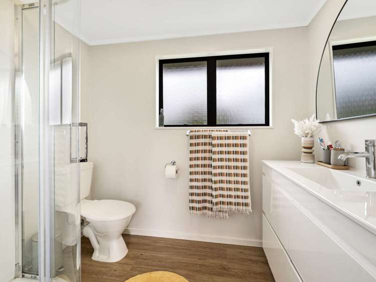 61 Kanuka Road Bombay_22