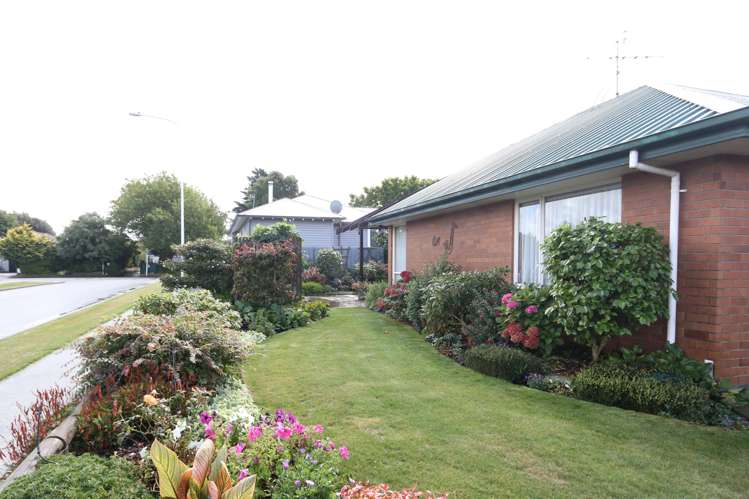 48 Reid Crescent Allenton_13