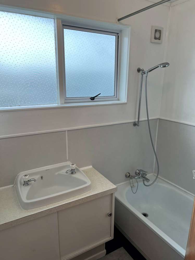 114b Landscape Road Mount Eden_13