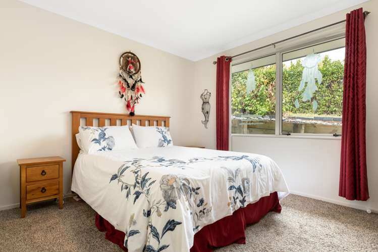 65 Falcon Drive Welcome Bay_11