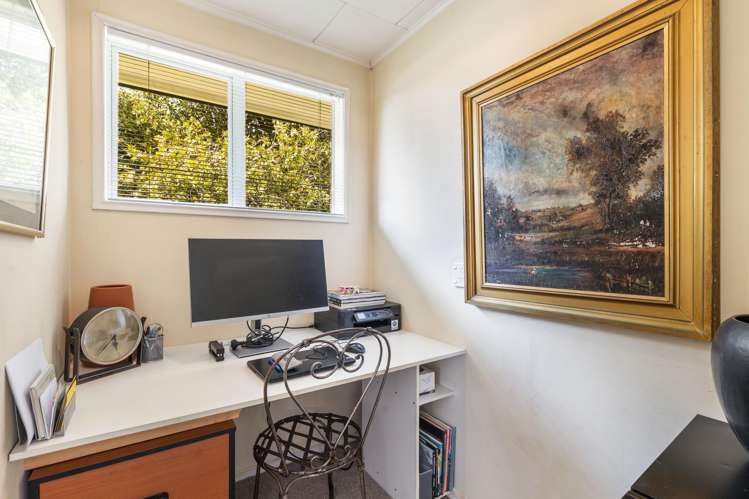 1276 Egmont Road Egmont Village_7