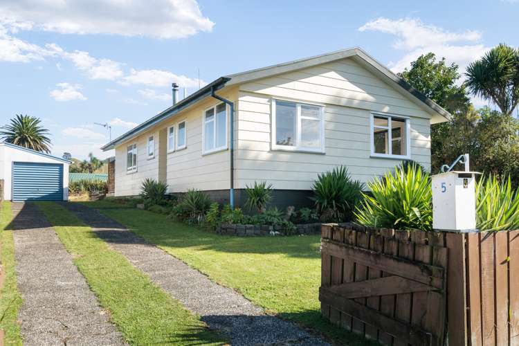 5 Galbraith Street Waihi_15