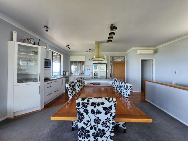 2/8 White Cliff Bay Urenui_3