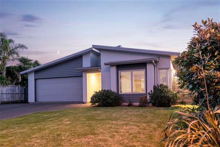 36 Constellation Avenue Beachlands_0