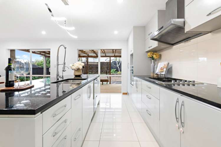 8 Brancott Place Flat Bush_10