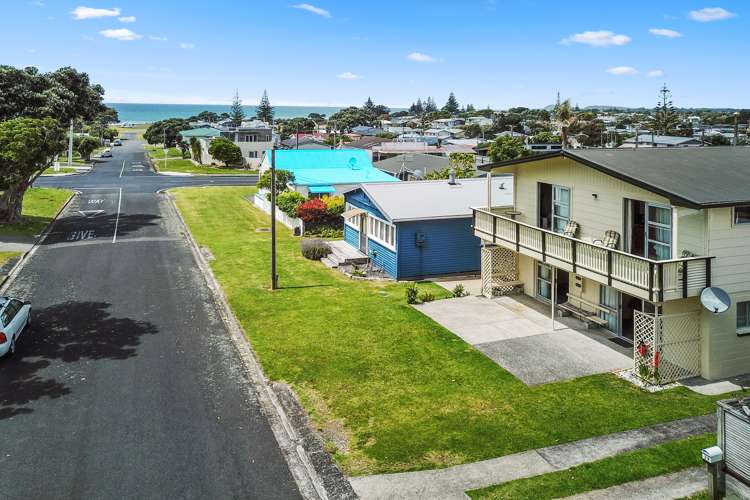 27 Ocean View Road Waihi Beach_9