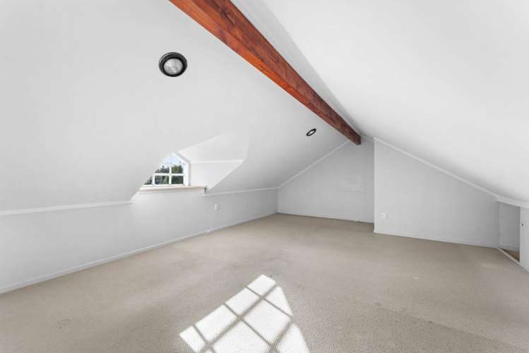 107 & 107B Te Atatu Road Te Atatu South_22