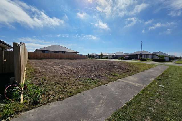 SOLD! Section with consented plans