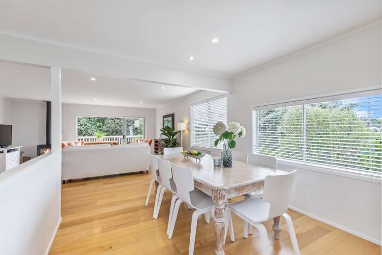 33 Saddleback Rise Murrays Bay_11