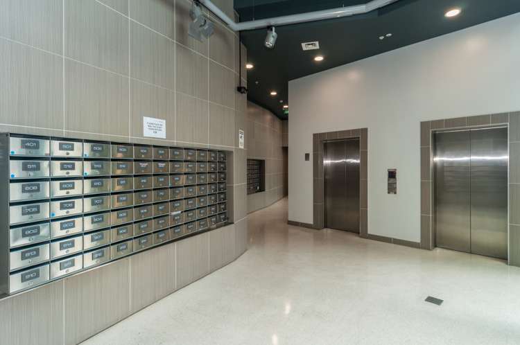 704/30 Beach Road Auckland Central_18