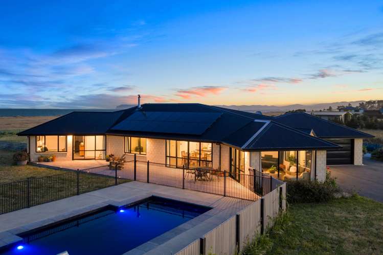 37 Ocean View Crescent_1