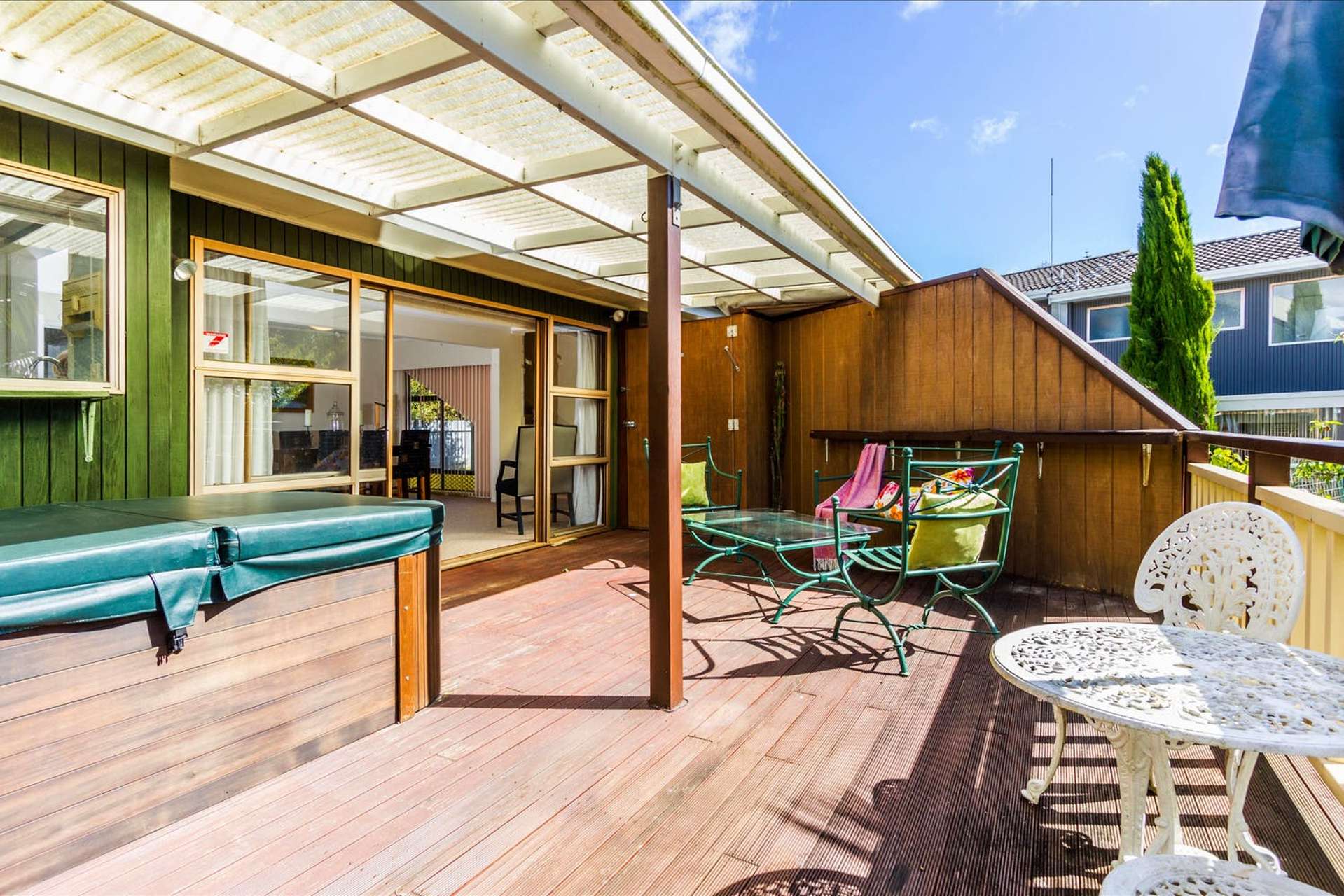 1/7 Cezanne Place New Lynn_0