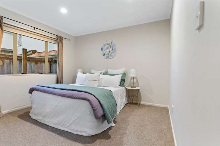 14 Duntrune Road Flat Bush_18