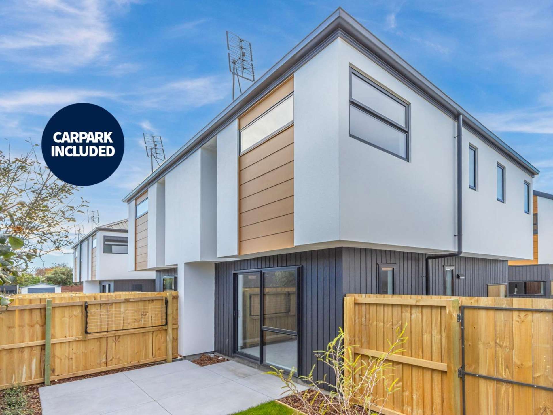 4/14 Short Street Waltham_0