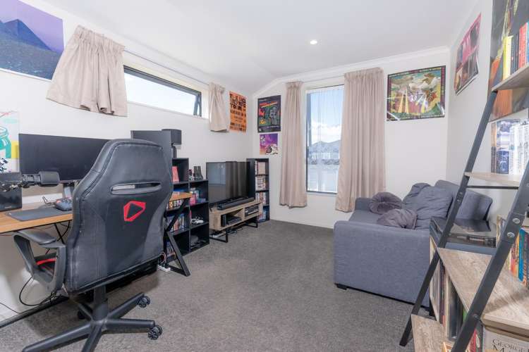 20 Cooladawson Drive Flat Bush_16