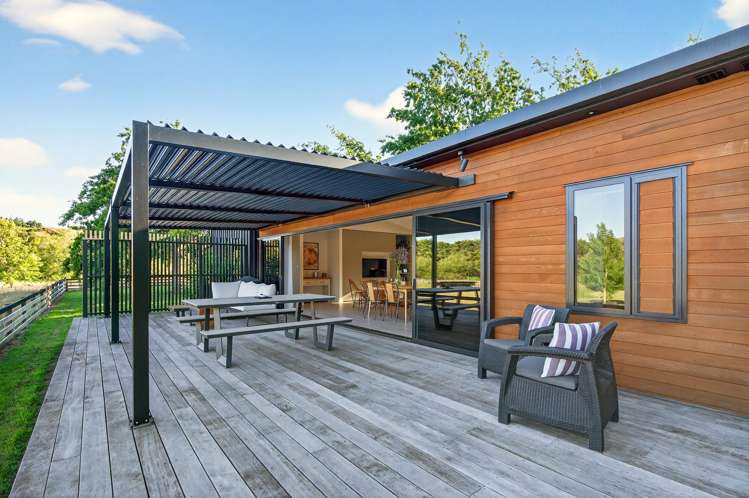 219a Hinekura Road Martinborough_19