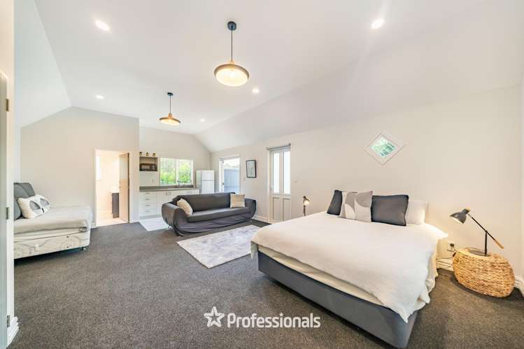 363 and 363b Main Road North Brown Owl_24