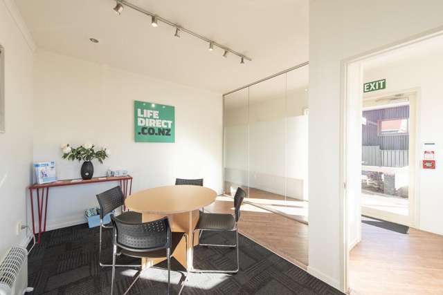 Unit 2, 33 Kapiti Road Paraparaumu_1