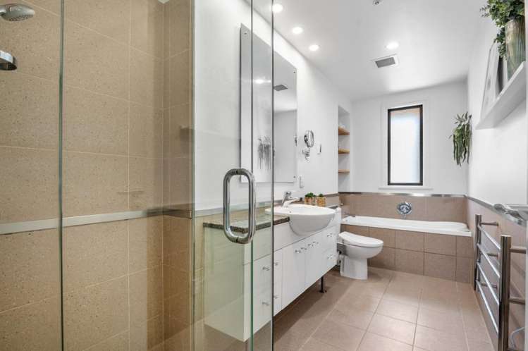 3H/22 Pakenham Street East 10015_10