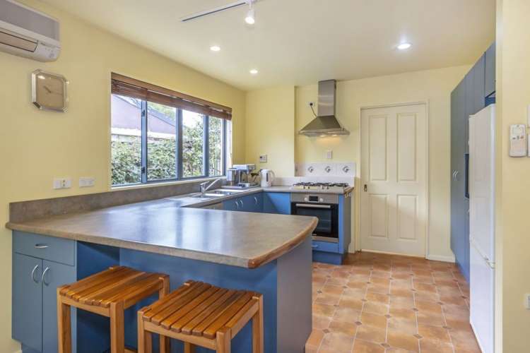 54 Coronation Street Spreydon_3