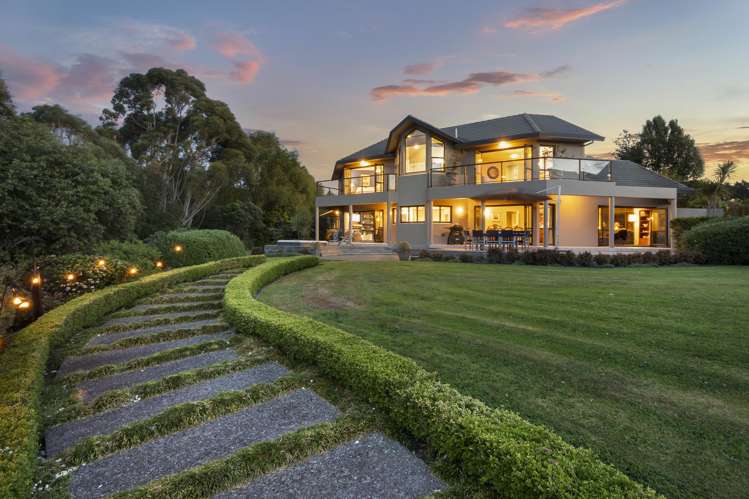 70 Waicola Drive Fitzherbert_5