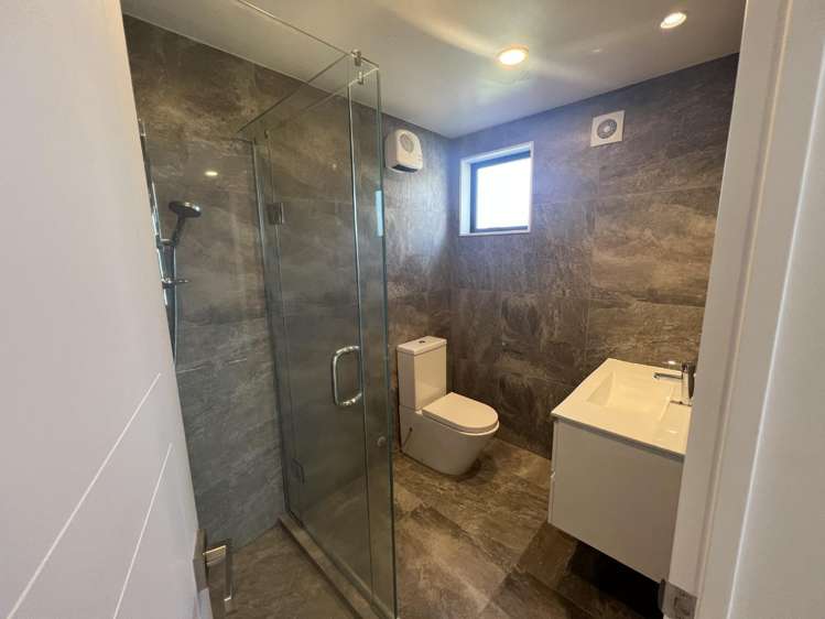 41 Waka Street Albany Heights_15