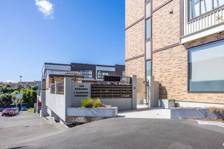 26/1 Glenside Crescent Eden Terrace_5