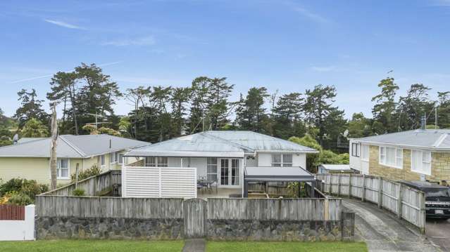 76 Ennis Avenue Pakuranga Heights_3