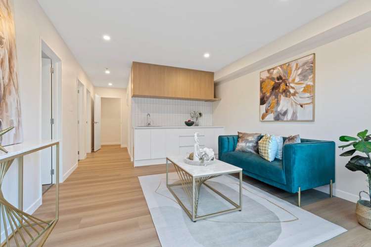 8 Barrel Crescent Swanson_16