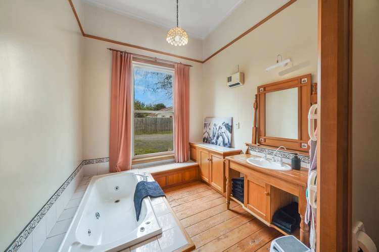 94 Main Street Oxford_8