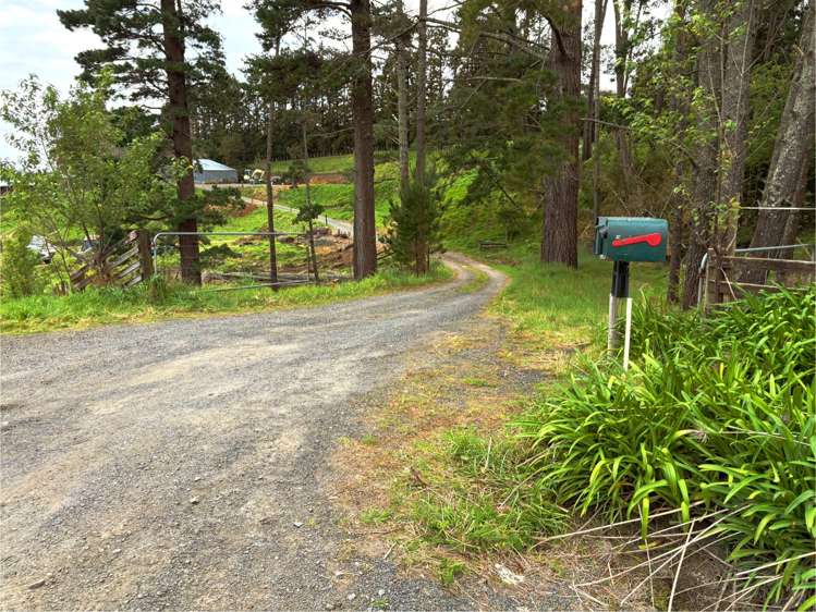 1538 State Highway 2 Whakamarama_34