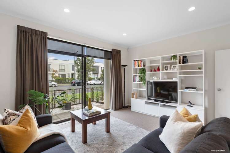 47 Bluegrey Avenue Stonefields_11