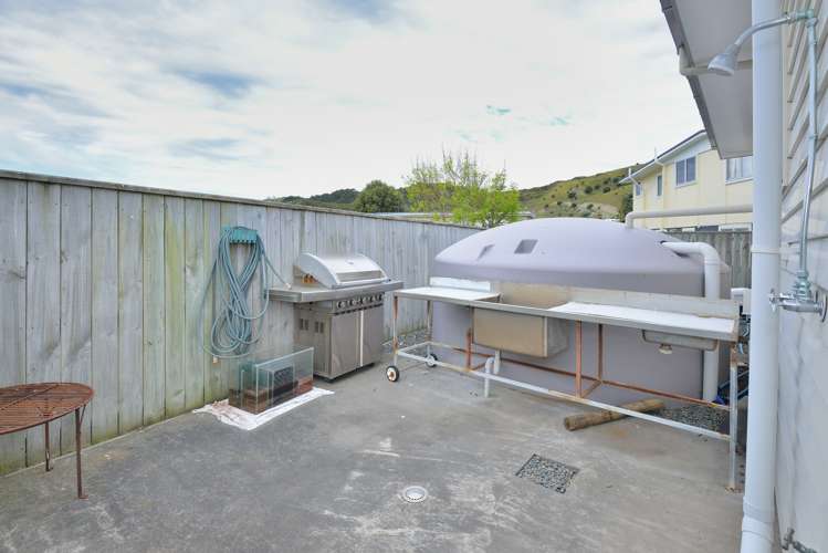 215 Newcastle Street Mahia_15