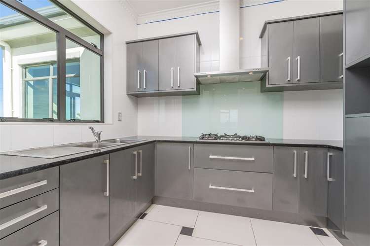 2036 East Coast Road Stillwater_7