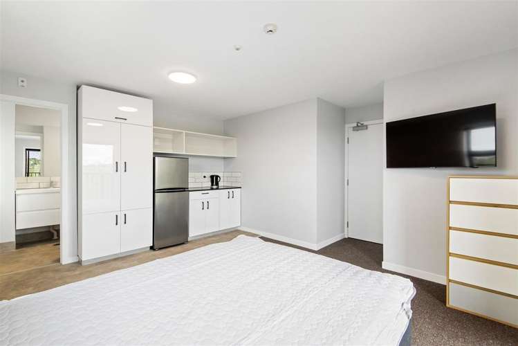 169 Chapel Road Flat Bush_6