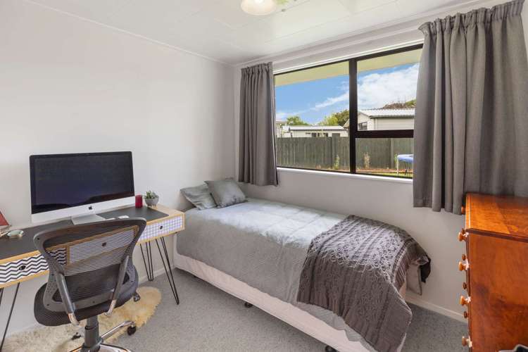 8 Mansell Crescent Bulls_12