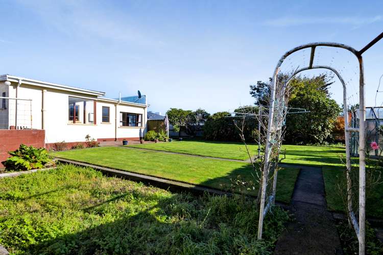 18 Egmont Street Hawera_25
